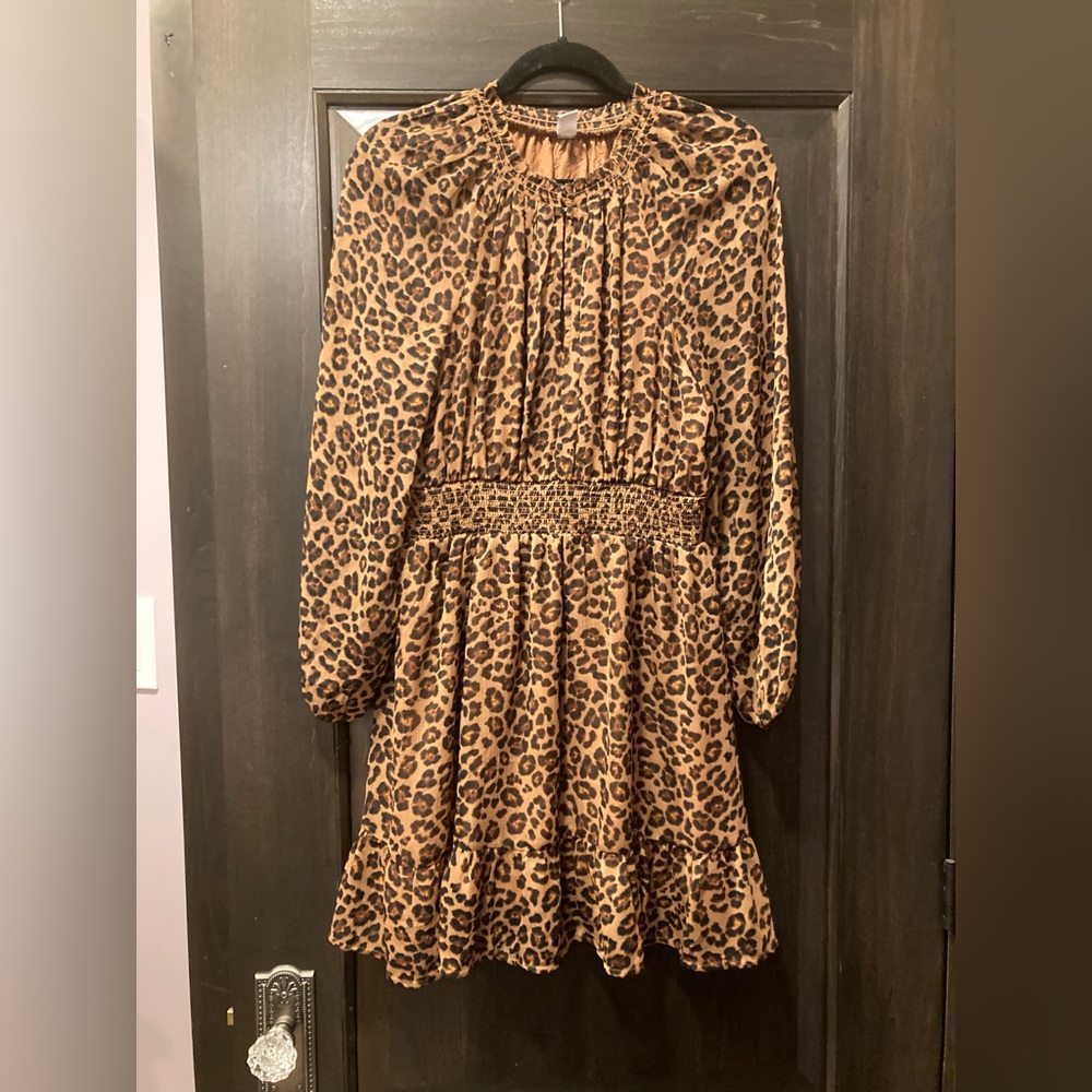 Old Navy Leopard Print Long Sleeve Smocked Waist Dress - Tan Black